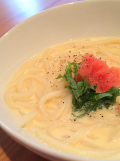 簡単☆5分で!濃厚明太クリームうどん♩-レシピのメイン写真