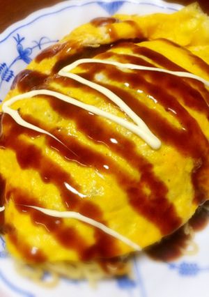 焼きそばと卵の絶妙コラボ♡オムソバ-レシピのメイン写真