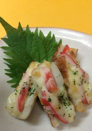 お弁当にも☆ちくわとカニカマのチーズ焼き-レシピのメイン写真