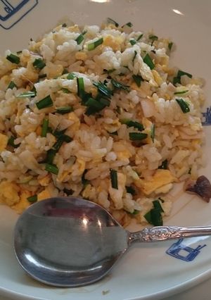 ランチに簡単！ニラ玉チャーハン-レシピのメイン写真