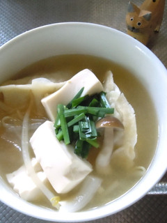 たっぷり野菜で中華風?餃子味噌汁-レシピのメイン写真