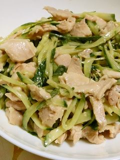 キュウリと蒸し鶏のゴマダレ和え-レシピのメイン写真