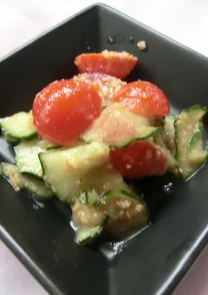 飲み仲間　胡麻和え　キュウリとミニトマト-レシピのメイン写真