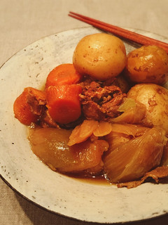 新玉ねぎと新じゃがの肉じゃが-レシピのメイン写真