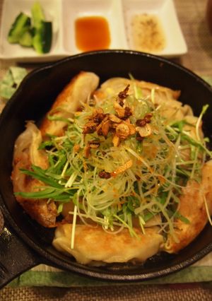 餃子アレンジ★山盛りねぎの麻辣餃子-レシピのメイン写真