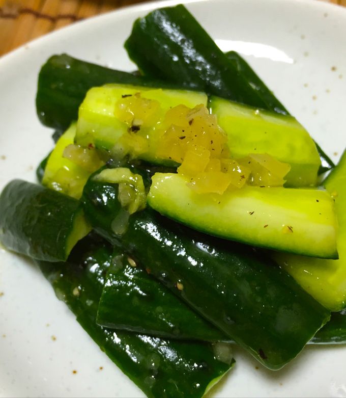 たたききゅうりのガーリックオイル和え by 藤井21 【クックパッド