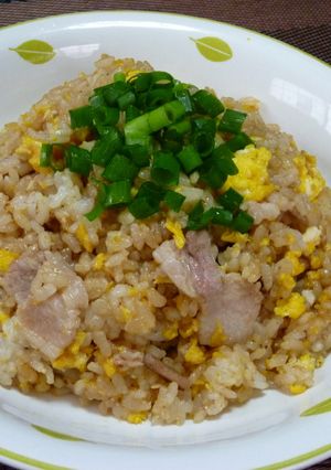 簡単!豚バラのオイマヨ炒飯-レシピのメイン写真