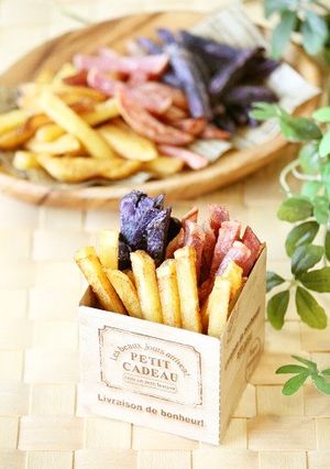 インパクト大！カラフルフライドポテト-レシピのメイン写真