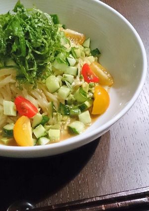 アボカドごまだれでいただく夏野菜の冷麺-レシピのメイン写真