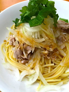豚肉と玉ねぎの冷しゃぶ風パスタ-レシピのメイン写真