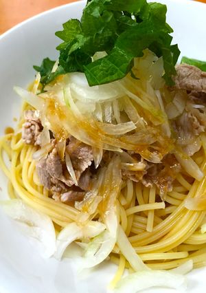 豚肉と玉ねぎの冷しゃぶ風パスタ-レシピのメイン写真
