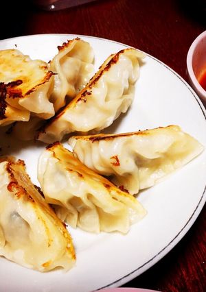 バジルチーズ餃子withトマト醤油ダレ-レシピのメイン写真