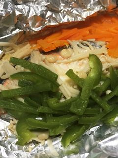 とっても簡単!フライパンで鮭のホイル焼き-レシピのメイン写真