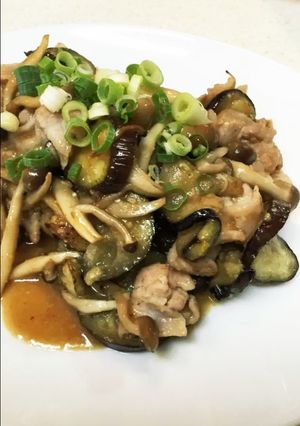 茄子と豚肉としめじの味噌炒め-レシピのメイン写真