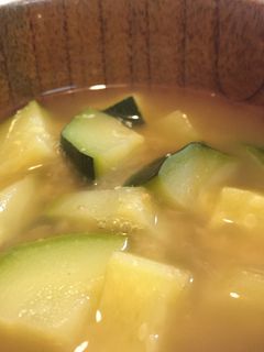 ズッキーニの味噌汁-レシピのメイン写真