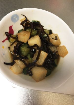 簡単美味しい 胡瓜と大根の塩昆布炒め-レシピのメイン写真