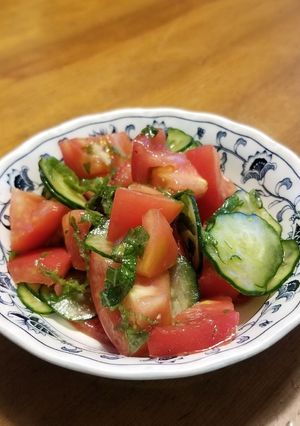 トマトとキュウリの大葉サラダ-レシピのメイン写真