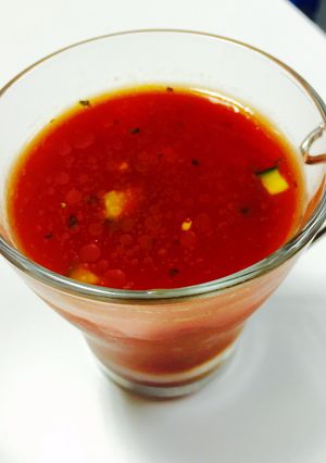 超簡単！！トマトジュースで"冷製スープ"-レシピのメイン写真
