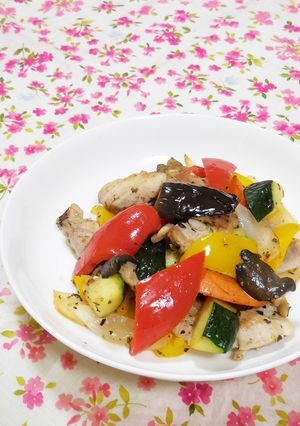 鶏肉と彩り野菜のオレガノ炒め✿-レシピのメイン写真