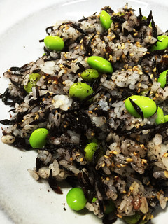 簡単 ひじきと枝豆のゆかり風味ご飯の素-レシピのメイン写真
