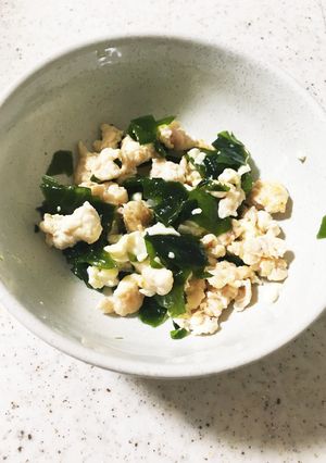 にゃんこと一緒に、ワカメと豆腐のサラダ-レシピのメイン写真