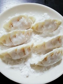 余った餃子を簡単綺麗に冷凍保存する方法♡-レシピのメイン写真
