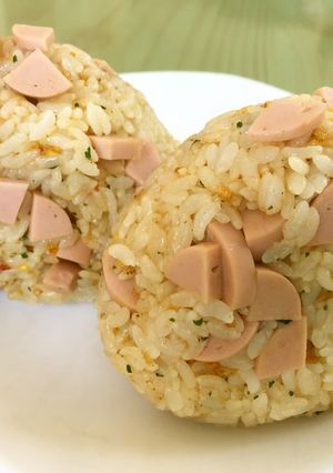 ☆ココイチカレー ソーセージ おにぎり-レシピのメイン写真