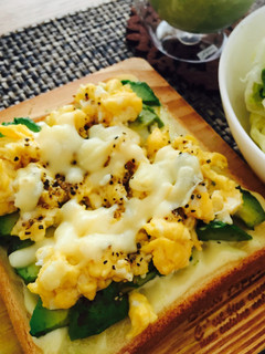 【朝食】アボカド×卵×マヨチーズトースト-レシピのメイン写真