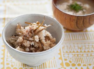 妊娠、授乳に！昆布かつお炊き込みごはん-レシピのメイン写真