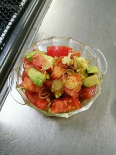 アボカドとトマトのポン酢サラダ-レシピのメイン写真
