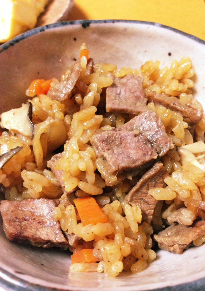 角煮の残り汁で牛肉の炊き込み御飯-レシピのメイン写真