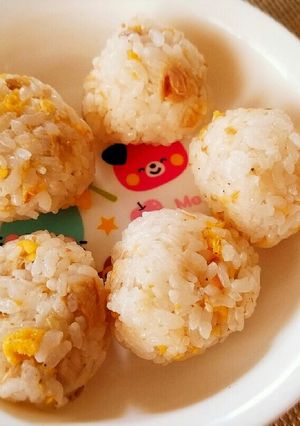 子どもに手軽に塩分補給！梅ツナおにぎり-レシピのメイン写真