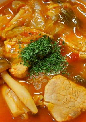 具沢山！レタスと豚肉とセロリのトマト煮♪-レシピのメイン写真