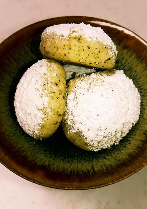 ３分でお店の味♪簡単ほうじ茶スノーボール-レシピのメイン写真