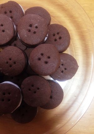 バレンタイン＊ボタン風＊ココアクッキー-レシピのメイン写真