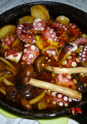 イシスキで湯だこ+柳松茸のアヒージョ-レシピのメイン写真