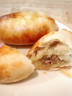 餃子の王将の生餃子でギョウザパン-レシピのメイン写真