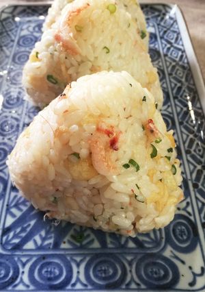 なんちゃってエビ天むす(*^^*)-レシピのメイン写真
