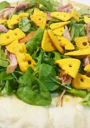 濃厚チーザでサラダピザ-レシピのメイン写真