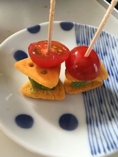 チーザとアボカドでオシャレおつまみ-レシピのメイン写真