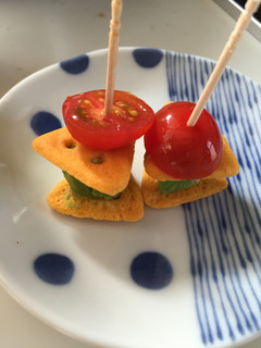 チーザとアボカドでオシャレおつまみ-レシピのメイン写真