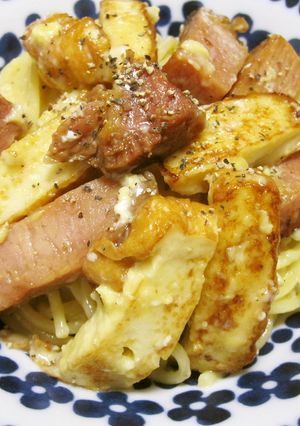 焼き豚と紀文 魚河岸あげ®のカルボナーラ-レシピのメイン写真