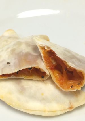 ピザ風味　餃子の皮包みｉｎチーザ-レシピのメイン写真