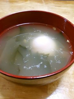 温泉卵わかめスープ-レシピのメイン写真