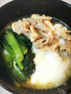 小松菜と豚肉炒め☆とろろかけ-レシピのメイン写真