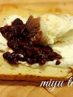 生クリームとアイスと餡子のトースト♪-レシピのメイン写真