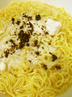 チーズ×黒七味で夏ラーメン-レシピのメイン写真