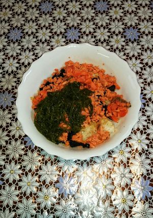 ご飯の替わりに豆腐！鮭フレークネバネバ丼-レシピのメイン写真