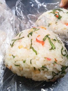 桜エビと大葉の混ぜご飯おにぎり-レシピのメイン写真