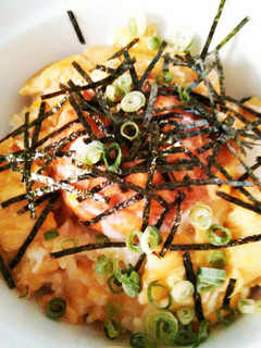 簡単「魚河岸あげ(R)」でレンチン玉子丼-レシピのメイン写真